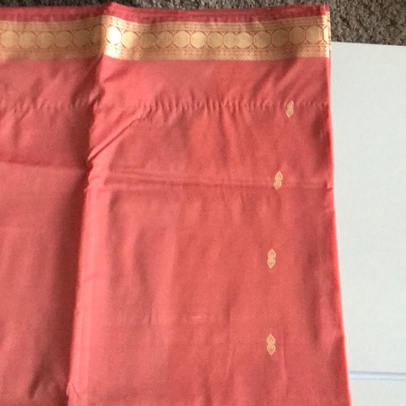 Final Sale- Indian Silk Saree - Picture 4 of 6